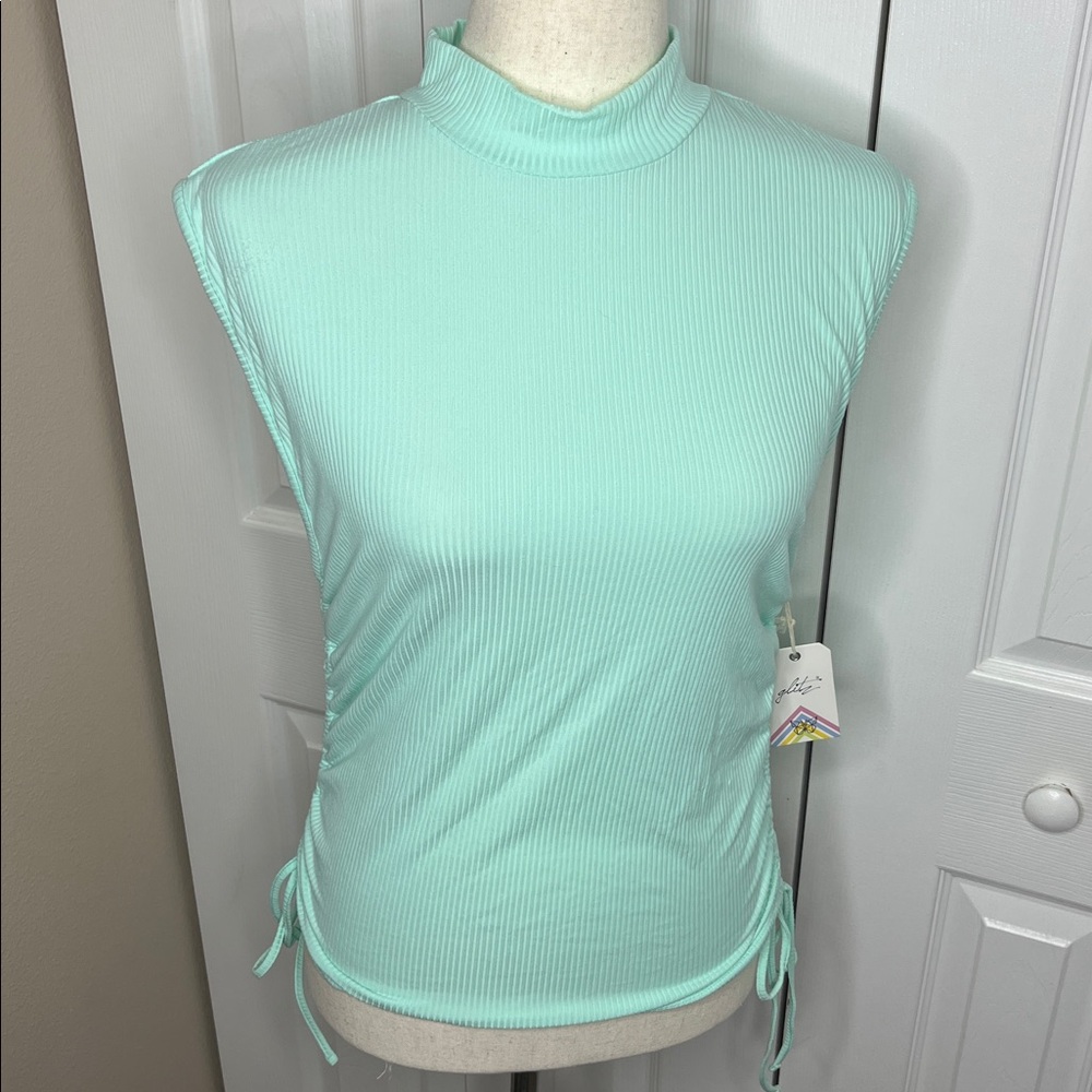 Sleeveless Ribbed Top-NWT - Picture 5 of 10